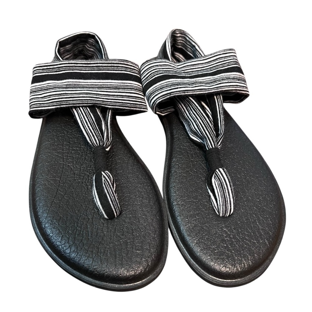 Women Sanuk Yoga Sling 2 Flip Flop Sandal, US SZ 9,  Eu40. Black And White Strip